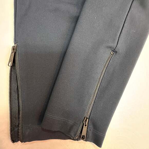 Universal Standard - Picture 8 of 10